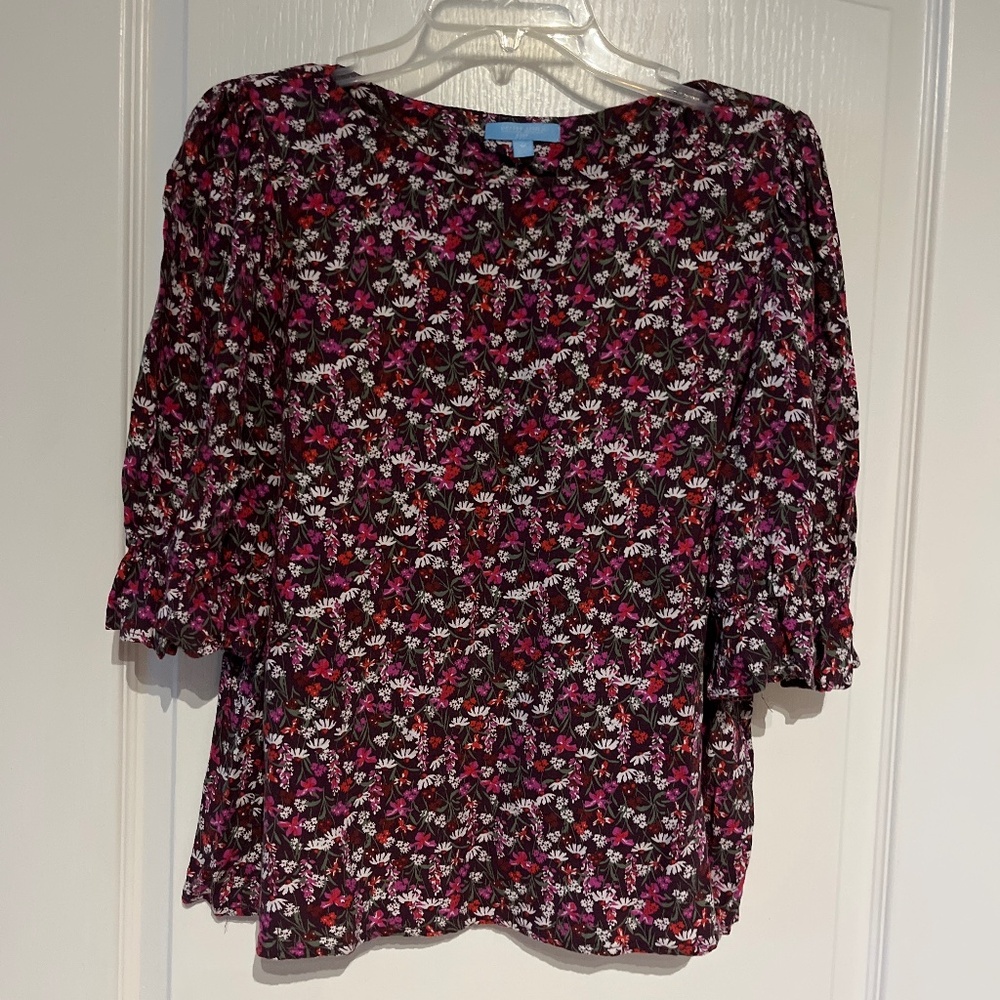 Draper James Floral Top with Ruffled sleeves
